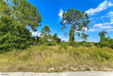 18 Roosevelt Ave, Lehigh Acres, FL 33936