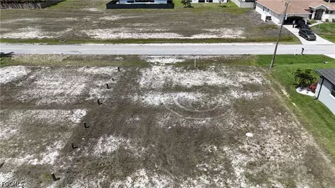 1217 NW 41st Pl, Cape Coral, FL 33993