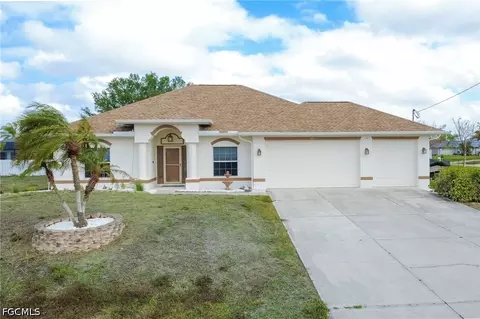1005 NW 9th Ter, Cape Coral, FL 33993