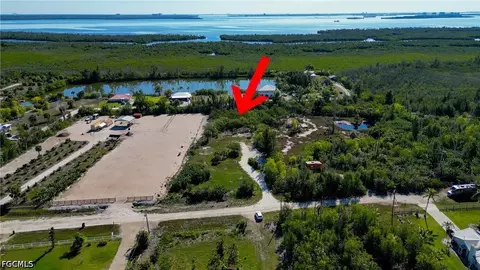 4122 Shellcrest Rd, Saint James City, FL 33956