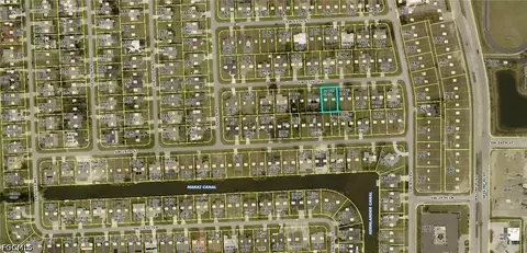 840 SW 17th Ter, Cape Coral, FL 33991