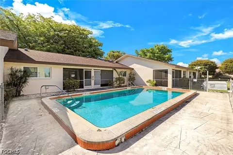 411 SE 5th Pl #6, Cape Coral, FL 33904