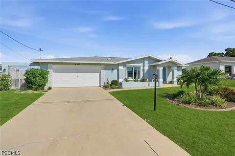 4433 SE 8th Pl, Cape Coral, FL 33904