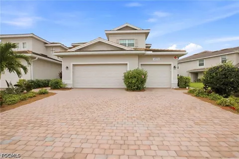 3771 Pebblebrook Ridge Ct #102, Fort Myers, FL 33905