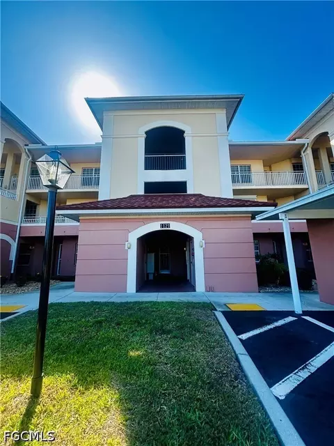 1121 Van Loon Commons Cir #204, Cape Coral, FL 33909