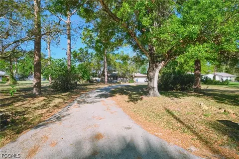 3731 Liberty Sq, Fort Myers, FL 33908
