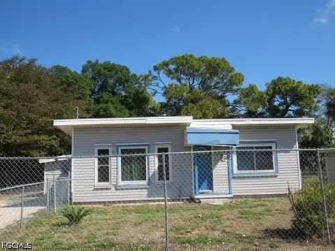 2365 Canal St, Fort Myers, FL 33901