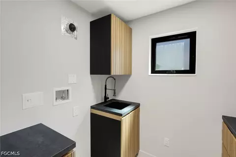 Other - 788 Park Shore Dr #E20, Naples, FL 34103 photo 4 of 9