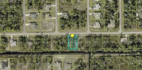 726 Manhattan St E, Lehigh Acres, FL 33974 photo 1