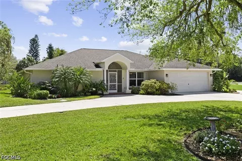 7294 Pelas Cir, North Fort Myers, FL 33917