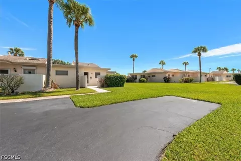 712 Joel Blvd, Lehigh Acres, FL 33936