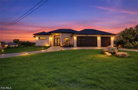 323 NW 11th Ter, Cape Coral, FL 33993
