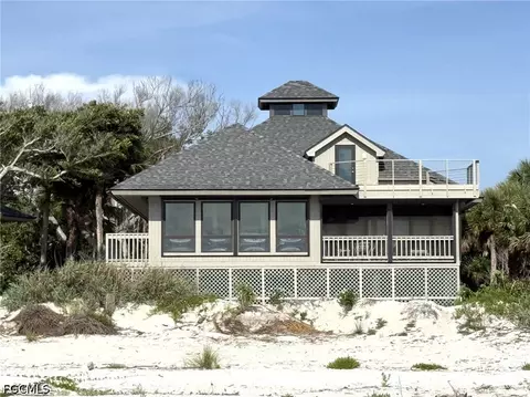 484 Gulf Bend Dr, Captiva, FL 33924