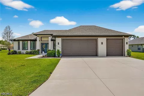 6730 Eagle Tree Ct, North Fort Myers, FL 33917
