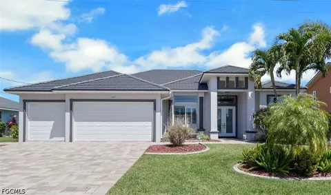1407 SW 49th St, Cape Coral, FL 33914