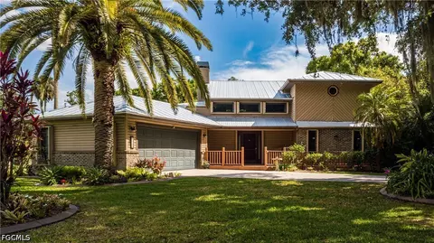 7314 Sean Ln, North Fort Myers, FL 33917