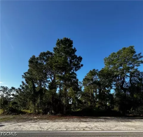 10131015 W 12th St, Lehigh Acres, FL 33972