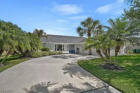 18380 Robinson Ave, Port Charlotte, FL 33948