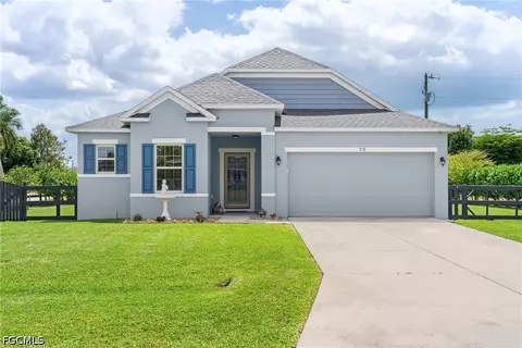 910 SW 33rd Ter, Cape Coral, FL 33914