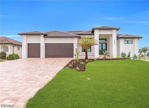 16285 Cape Horn Blvd, Punta Gorda, FL 33955