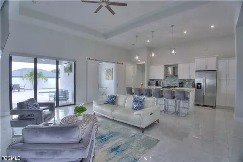225 NW 1st St, Cape Coral, FL 33993