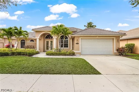 14810 Fripp Island Ct, Naples, FL 34119