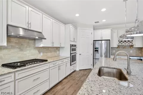 10582 Jackson Square Dr, Estero, FL 33928 photo 13