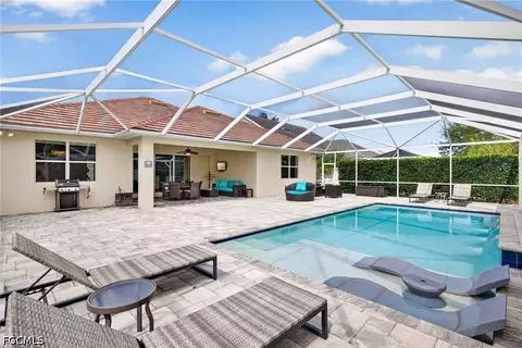 10582 Jackson Square Dr, Estero, FL 33928 photo 3