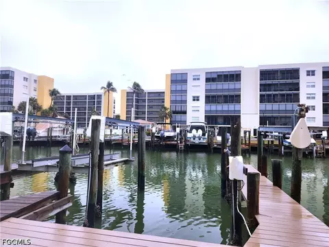 4511 Bay Beach Ln, Fort Myers Beach, FL 33931