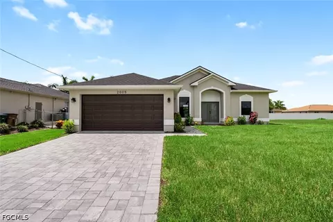 2005 NW 18th St, Cape Coral, FL 33993