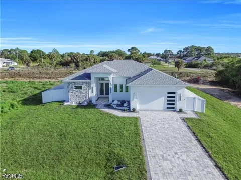 4100 15th St SW, Lehigh Acres, FL 33976