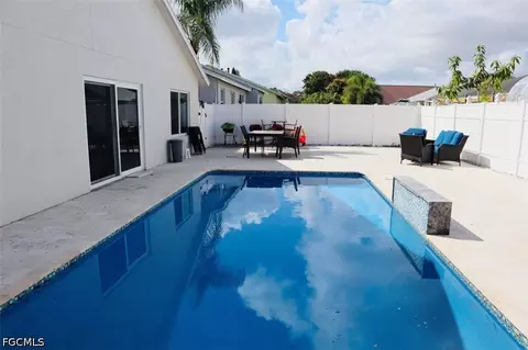 1001 Cape Cod Ter, Greenacres, FL 33413