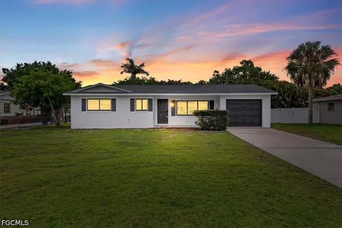 1242 Forsyth Dr, North Fort Myers, FL 33903