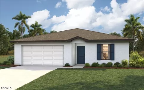 940 Panda Dr, Lehigh Acres, FL 33974