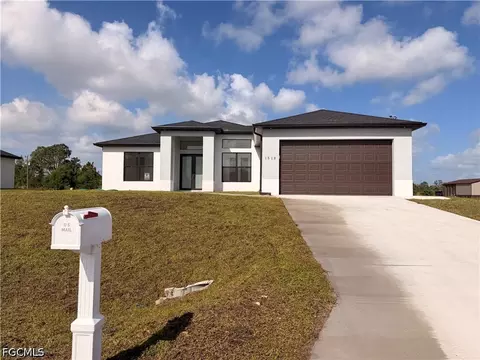 1513 Roosevelt Ave, Lehigh Acres, FL 33972