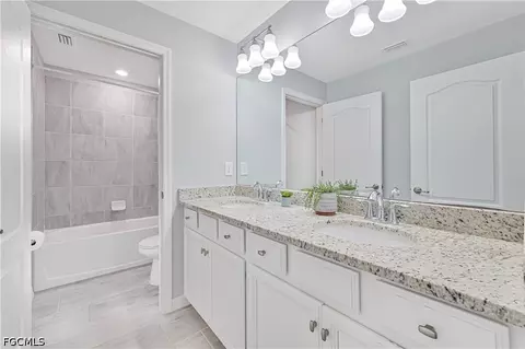 Bath - 19828 Beechcrest Pl, Estero, FL 33928 photo 5 of 5