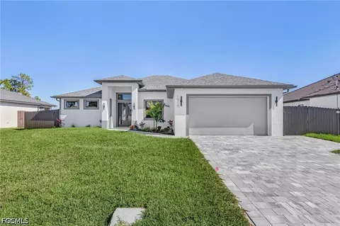 1015 SW 8th Ct, Cape Coral, FL 33991