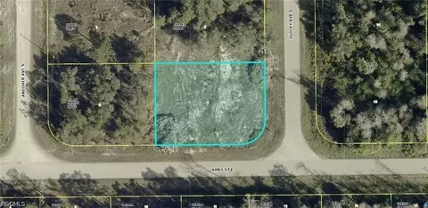 852 Dudley Ave S, Lehigh Acres, FL 33974