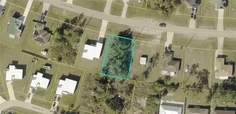 123 Greenbriar Blvd, Lehigh Acres, FL 33972