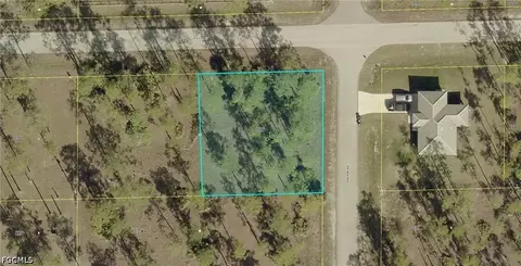 1606 E 13th St, Lehigh Acres, FL 33972