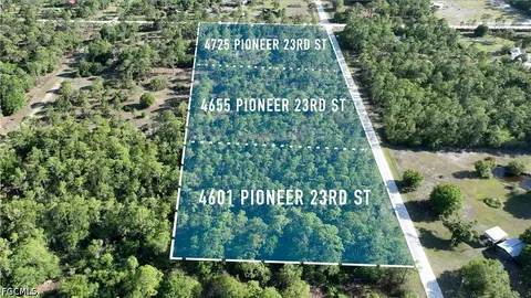 4655 Pioneer 23rd St, Clewiston, FL 33440