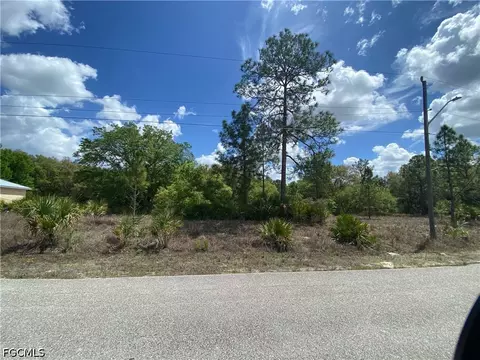 1512 Clayton Ave, Lehigh Acres, FL 33972