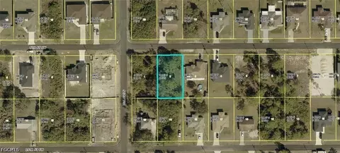2817 9th St SW, Lehigh Acres, FL 33976
