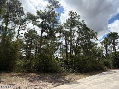 200 Gerald Ave N, Lehigh Acres, FL 33971