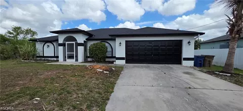 3018 41st St SW, Lehigh Acres, FL 33976