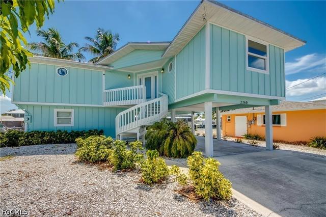 2360 Oleander St, Saint James City, FL 33956