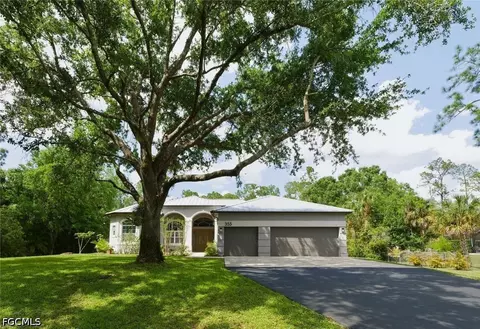 355 14th Ave NE, Naples, FL 34120