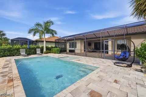 10181 Belcrest Blvd, Fort Myers, FL 33913