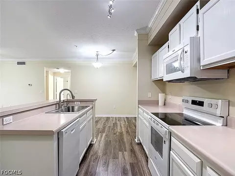 11571 Villa Grand #615, Fort Myers, FL 33913