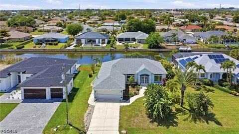218 SE 2nd Ave, Cape Coral, FL 33990